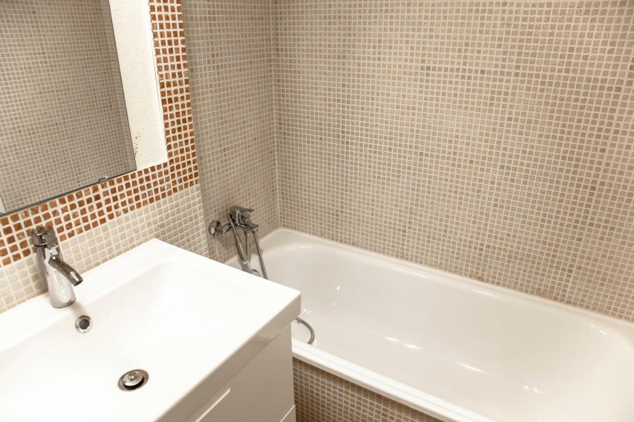 Akutuna - Casa Familiar Con Piscina , Garaje & Pista De Padel 萨阿拉德洛斯阿图内斯 外观 照片